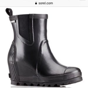 Sorel Joan Rain Wedge Chelsea Boot